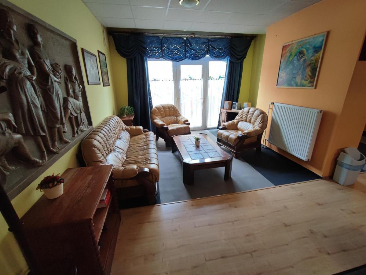Hotel Beke Sziget Komló Zewnętrze zdjęcie