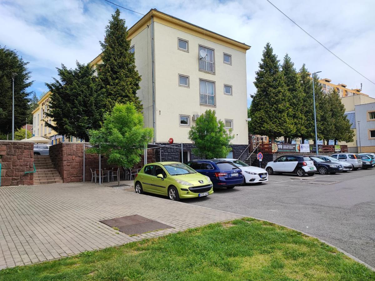 Hotel Beke Sziget Komló Zewnętrze zdjęcie