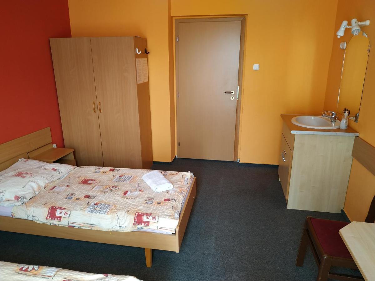 Hotel Beke Sziget Komló Zewnętrze zdjęcie